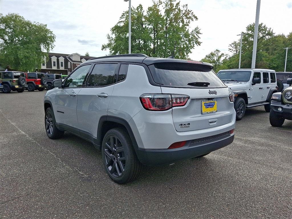 new 2025 Jeep Compass car, priced at $40,105