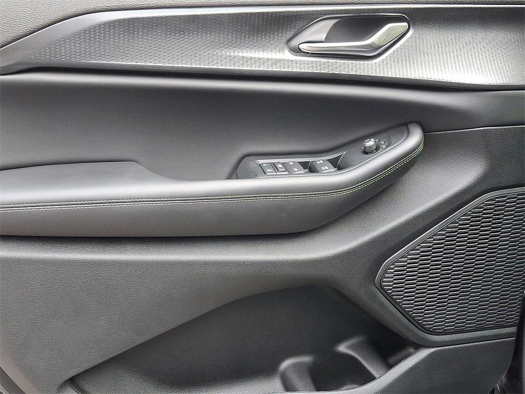 new 2025 Jeep Grand Cherokee L car, priced at $48,730