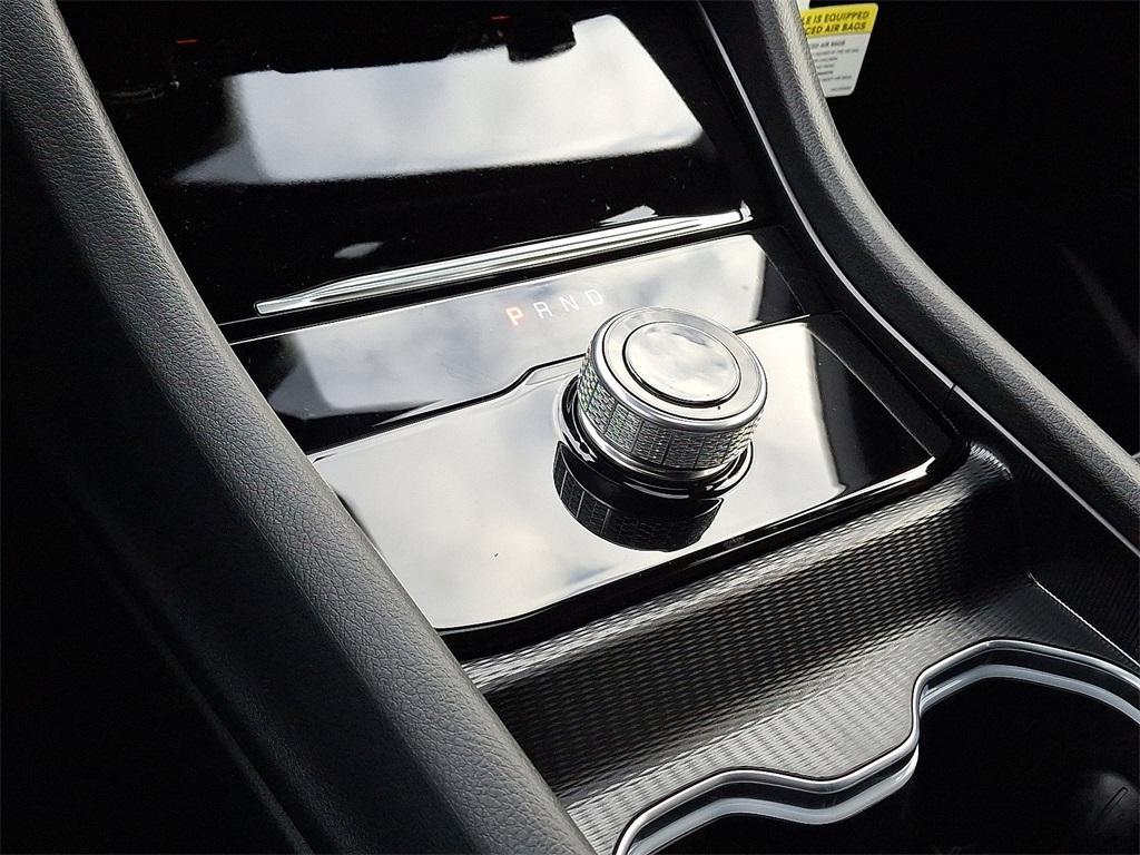 new 2025 Jeep Grand Cherokee car, priced at $47,725