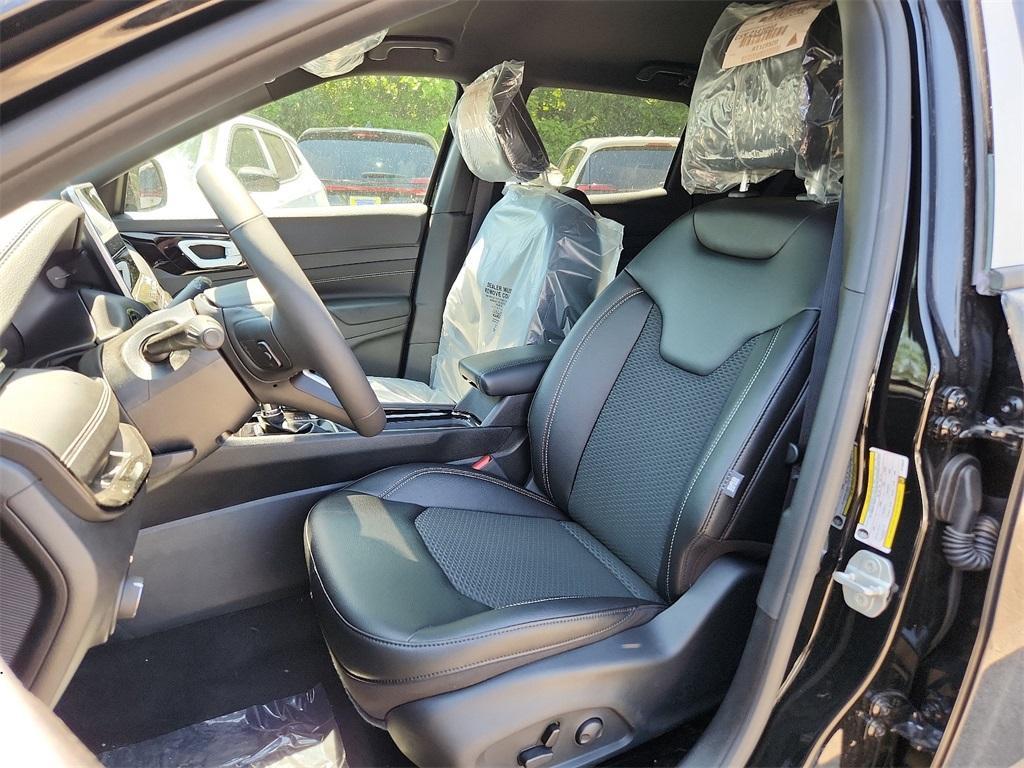 new 2024 Jeep Compass car, priced at $36,930