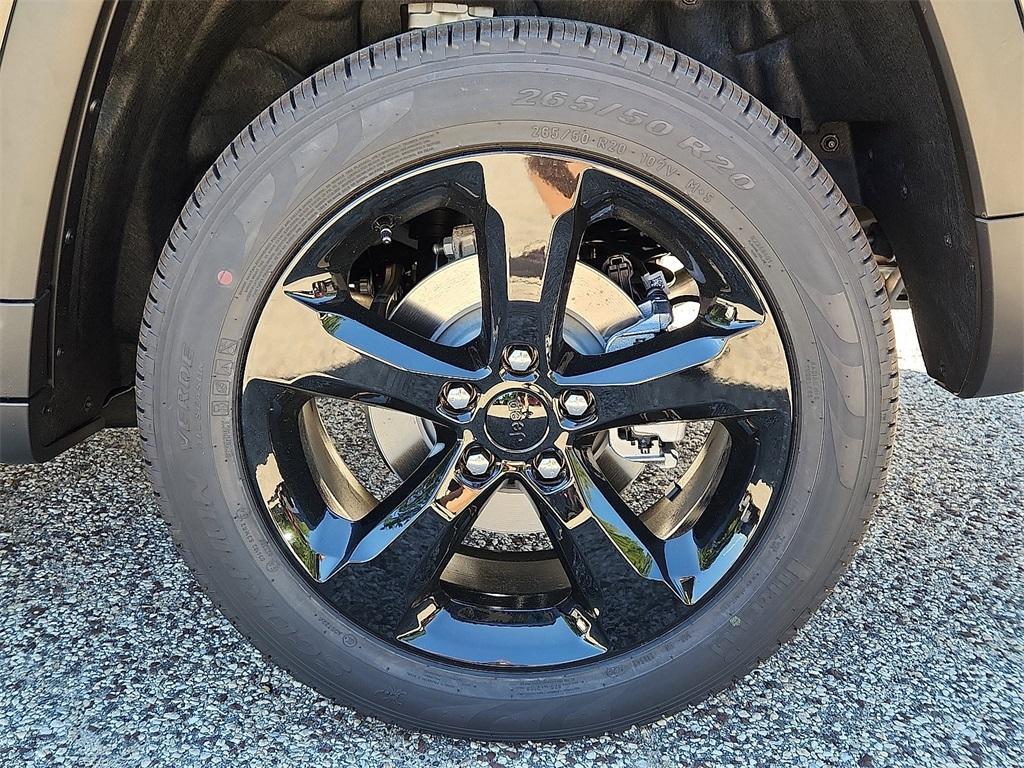 new 2025 Jeep Grand Cherokee car, priced at $52,735