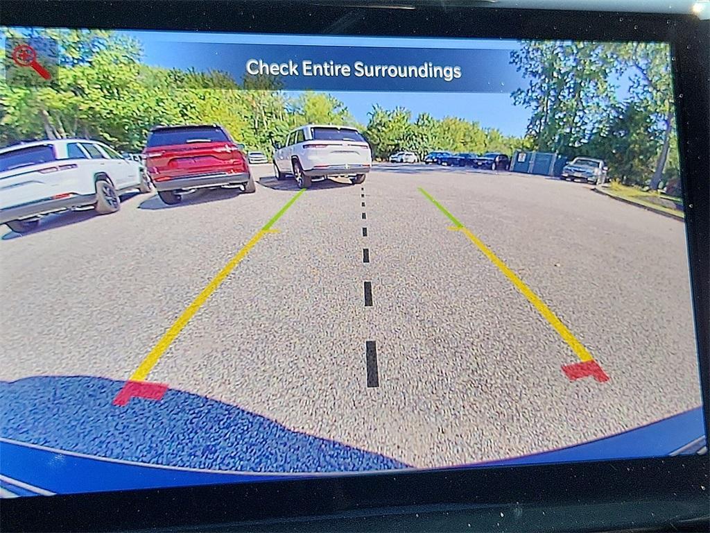 new 2025 Jeep Grand Cherokee car, priced at $52,735