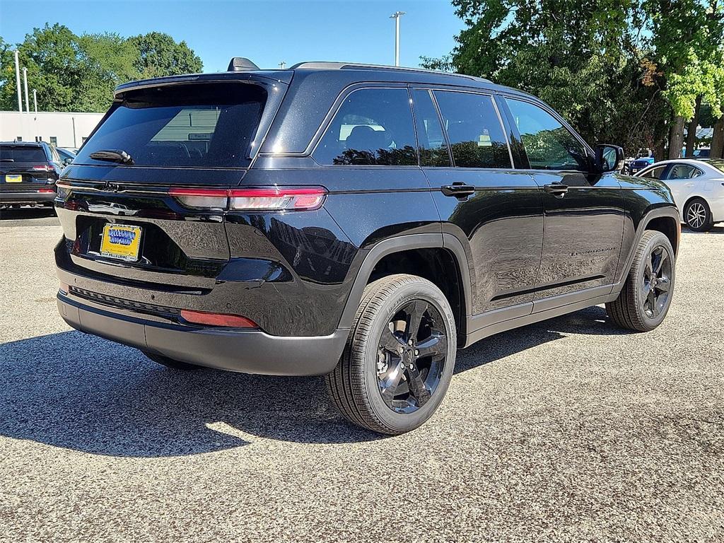 new 2025 Jeep Grand Cherokee car, priced at $52,735