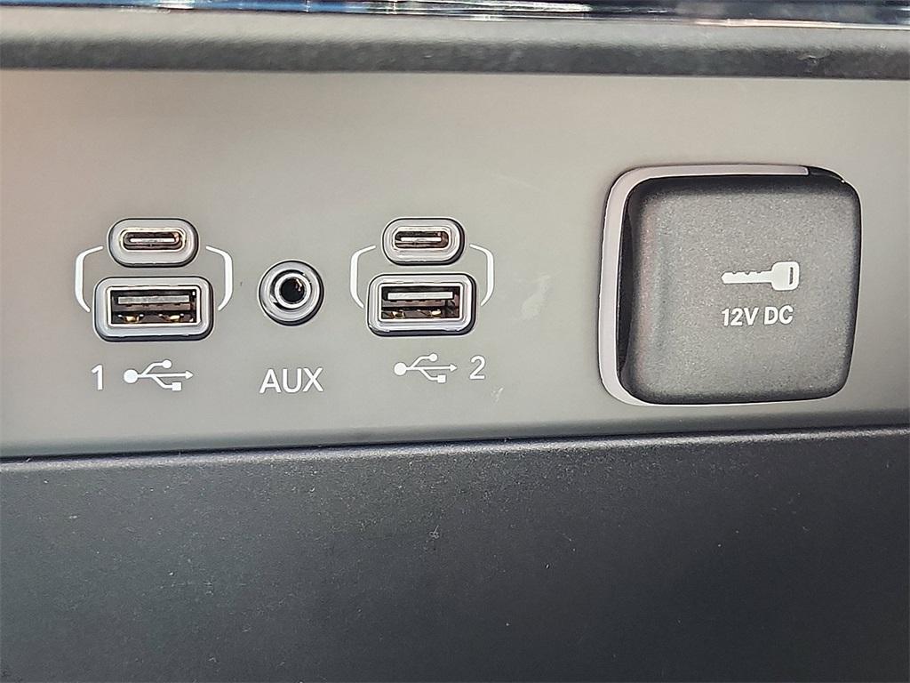 new 2025 Jeep Grand Cherokee car, priced at $52,735