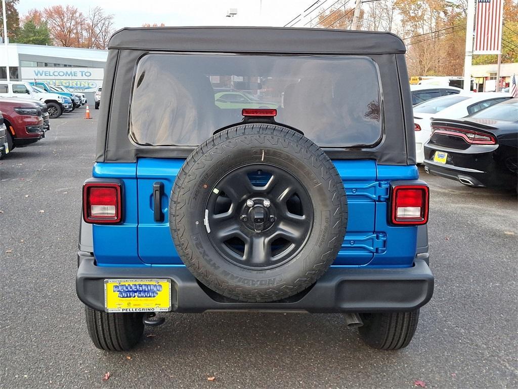 new 2025 Jeep Wrangler car, priced at $42,450