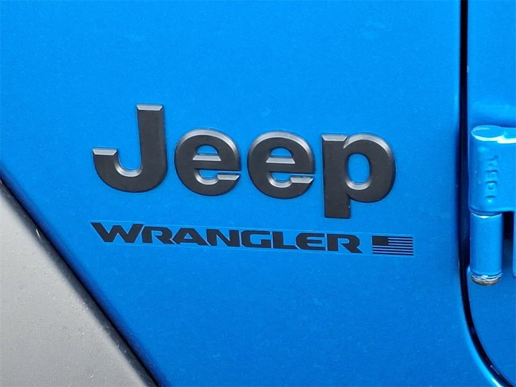 new 2025 Jeep Wrangler car, priced at $42,450