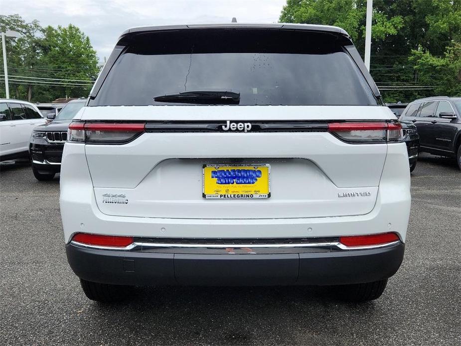 new 2024 Jeep Grand Cherokee car, priced at $52,215