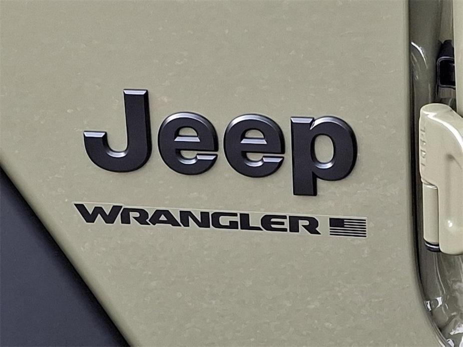 new 2025 Jeep Wrangler car, priced at $42,450