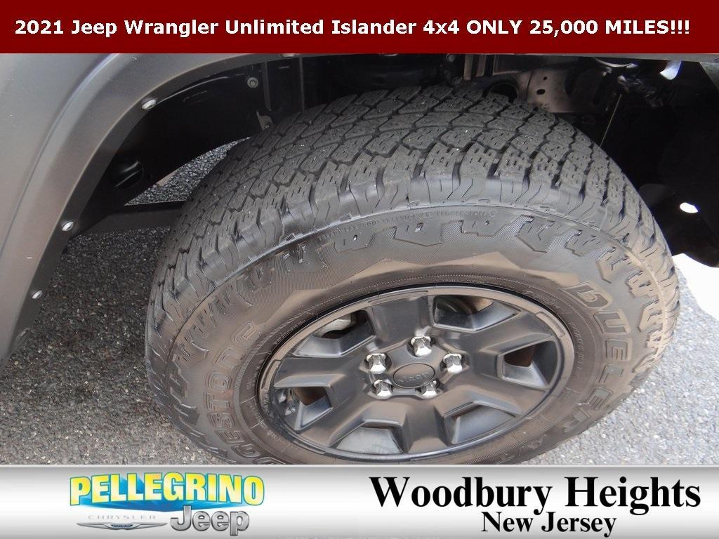 used 2021 Jeep Wrangler Unlimited car, priced at $33,790
