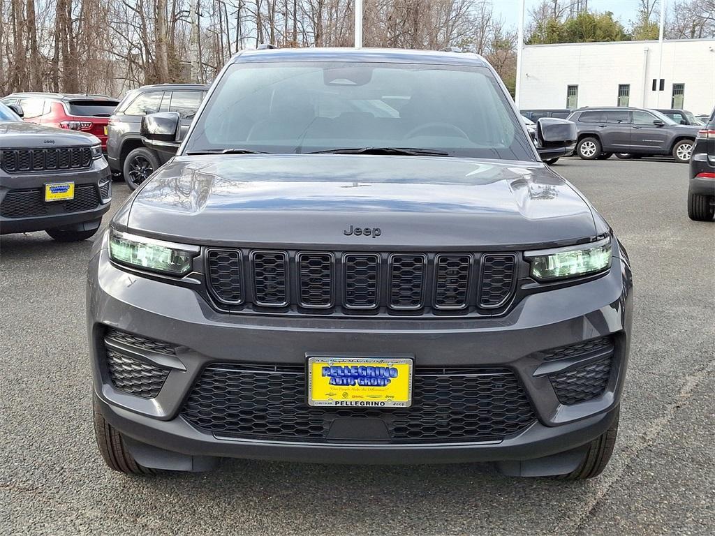 new 2025 Jeep Grand Cherokee car, priced at $47,525