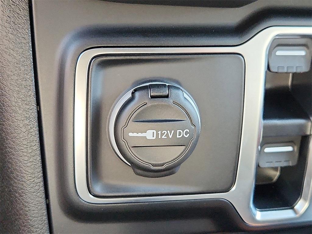 new 2025 Jeep Wrangler car, priced at $61,020