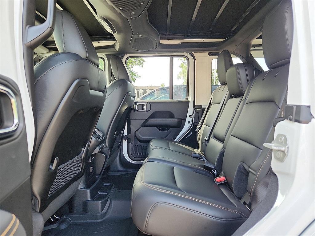 new 2025 Jeep Wrangler car, priced at $61,020