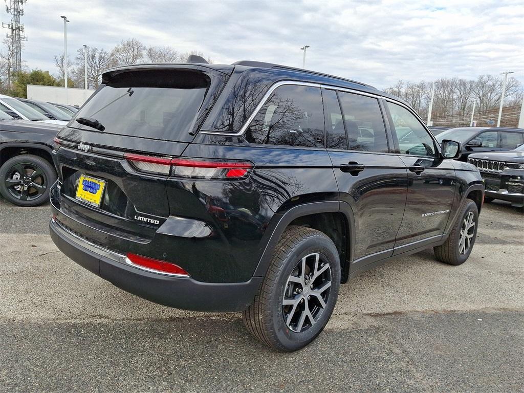 new 2025 Jeep Grand Cherokee car, priced at $49,810