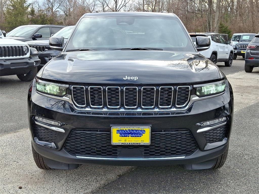 new 2025 Jeep Grand Cherokee car, priced at $49,810