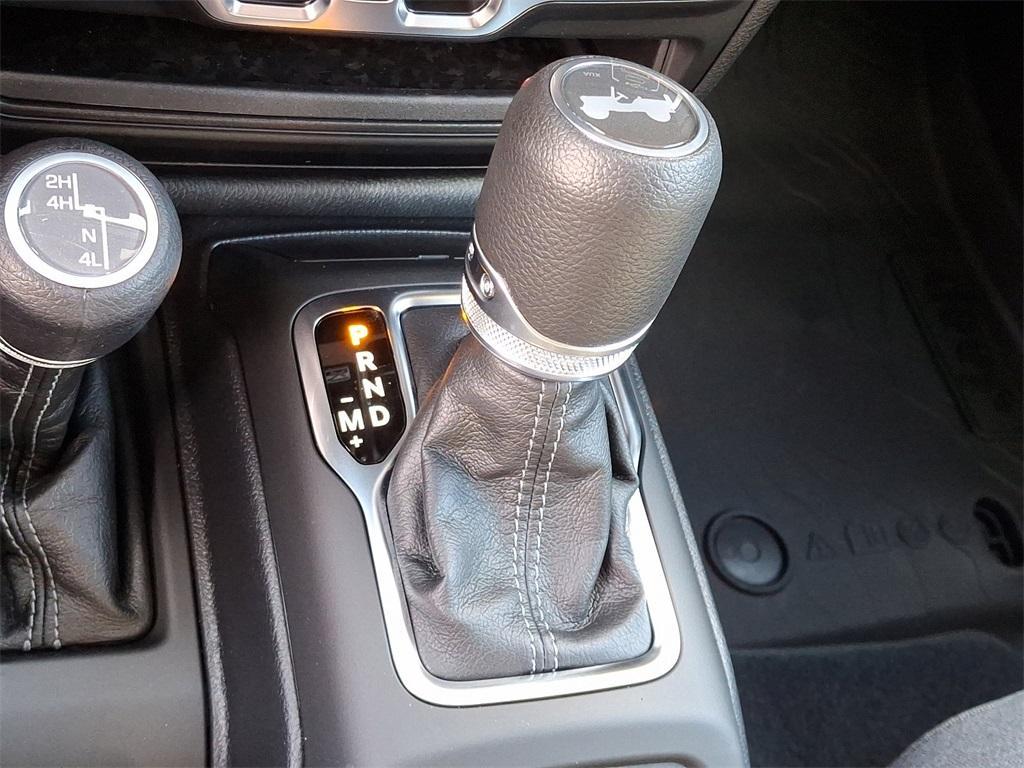 new 2025 Jeep Wrangler car, priced at $47,945