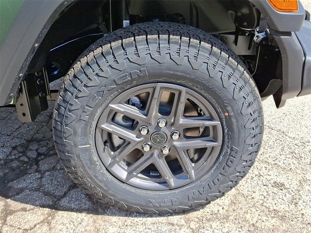 new 2025 Jeep Wrangler car, priced at $47,945
