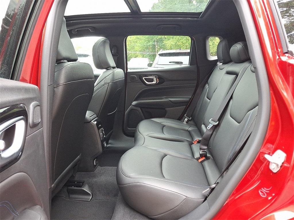 new 2025 Jeep Compass car, priced at $40,105