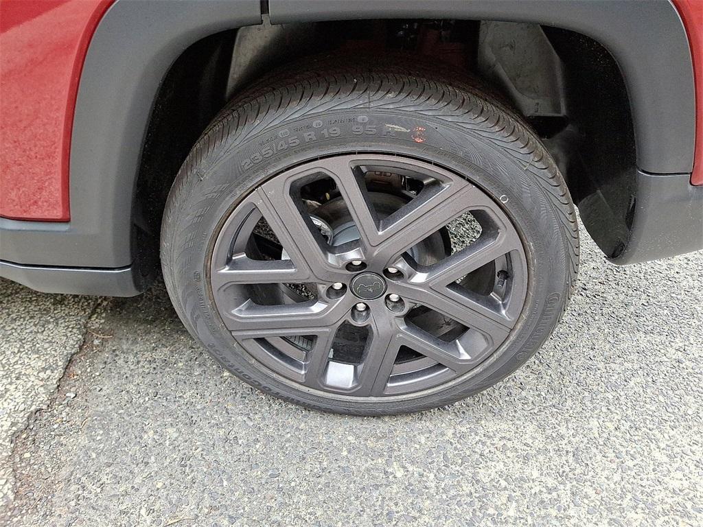 new 2025 Jeep Compass car, priced at $40,105