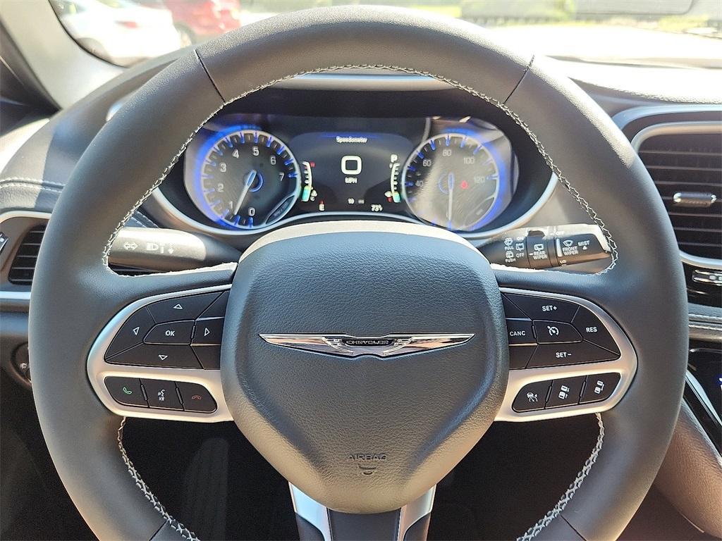 new 2026 Chrysler Pacifica car, priced at $44,460