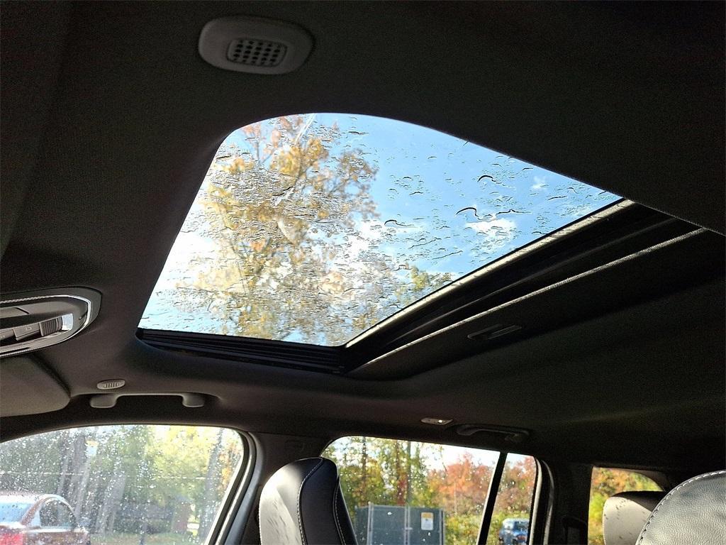 new 2025 Jeep Grand Cherokee car, priced at $48,375