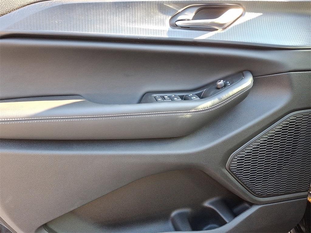 new 2025 Jeep Grand Cherokee car, priced at $48,375