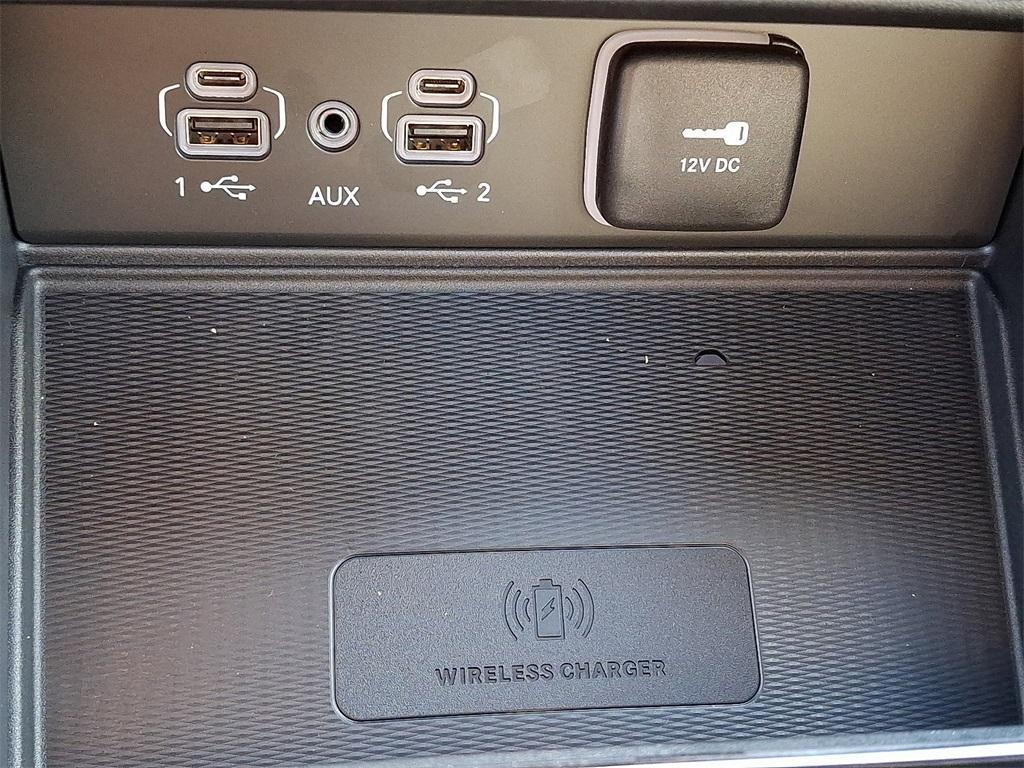 new 2025 Jeep Grand Cherokee car, priced at $48,375