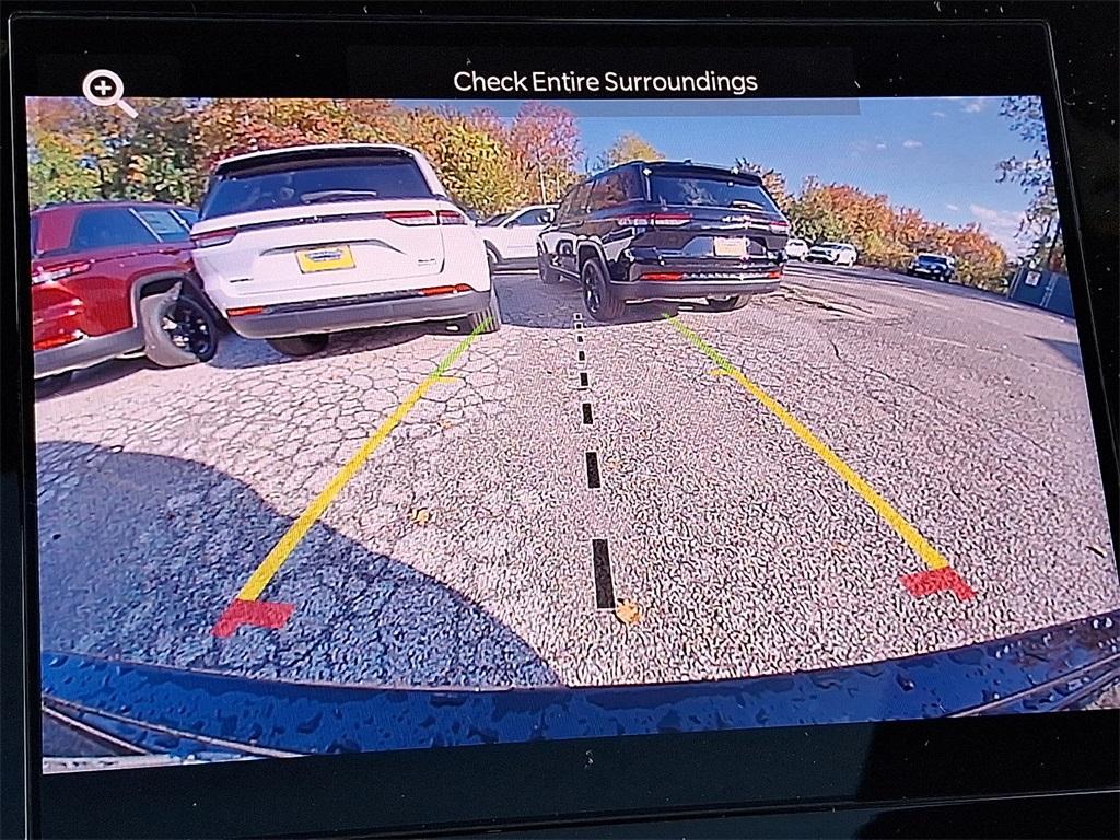 new 2025 Jeep Grand Cherokee car, priced at $48,375