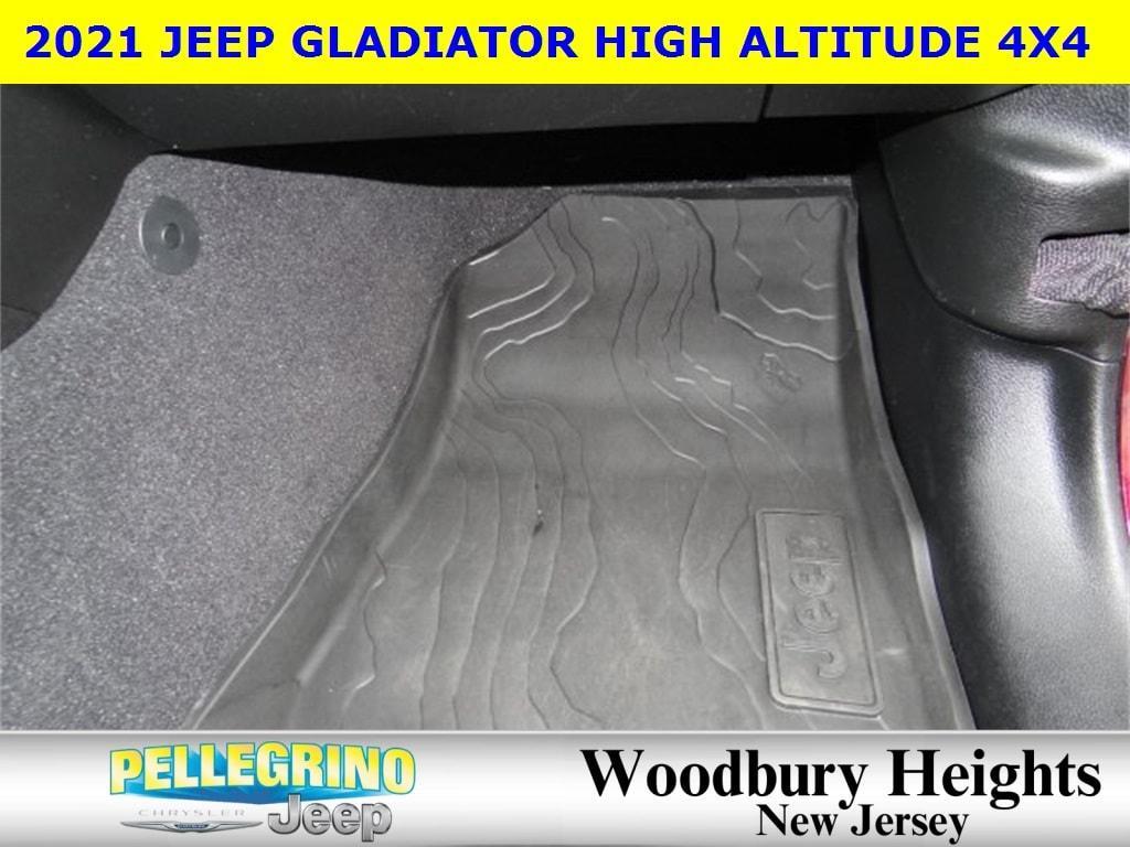 used 2021 Jeep Gladiator car, priced at $34,444