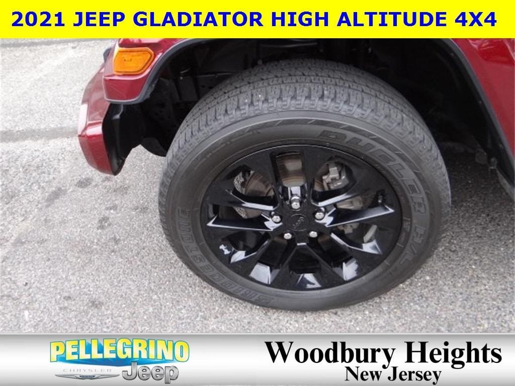 used 2021 Jeep Gladiator car, priced at $34,444