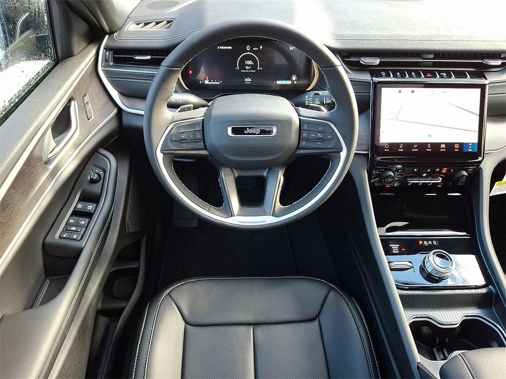 new 2025 Jeep Grand Cherokee car, priced at $55,065