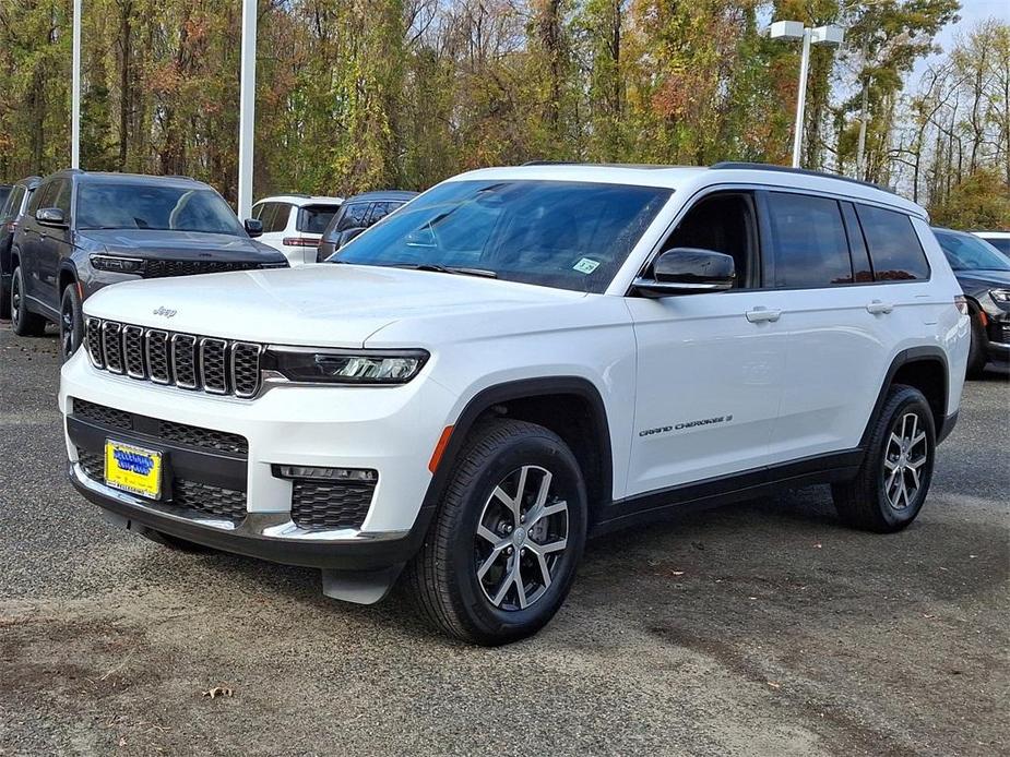 new 2024 Jeep Grand Cherokee L car, priced at $54,315