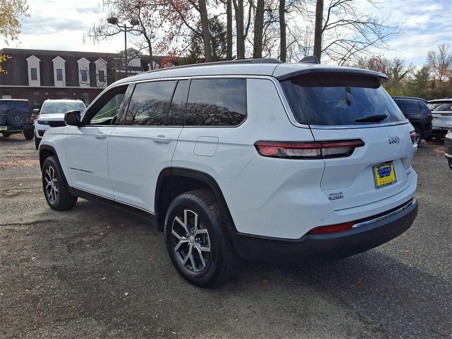 new 2024 Jeep Grand Cherokee L car, priced at $54,315