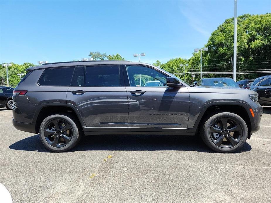 new 2024 Jeep Grand Cherokee L car, priced at $51,175