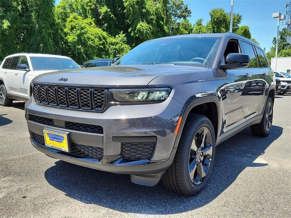 new 2024 Jeep Grand Cherokee L car, priced at $51,175