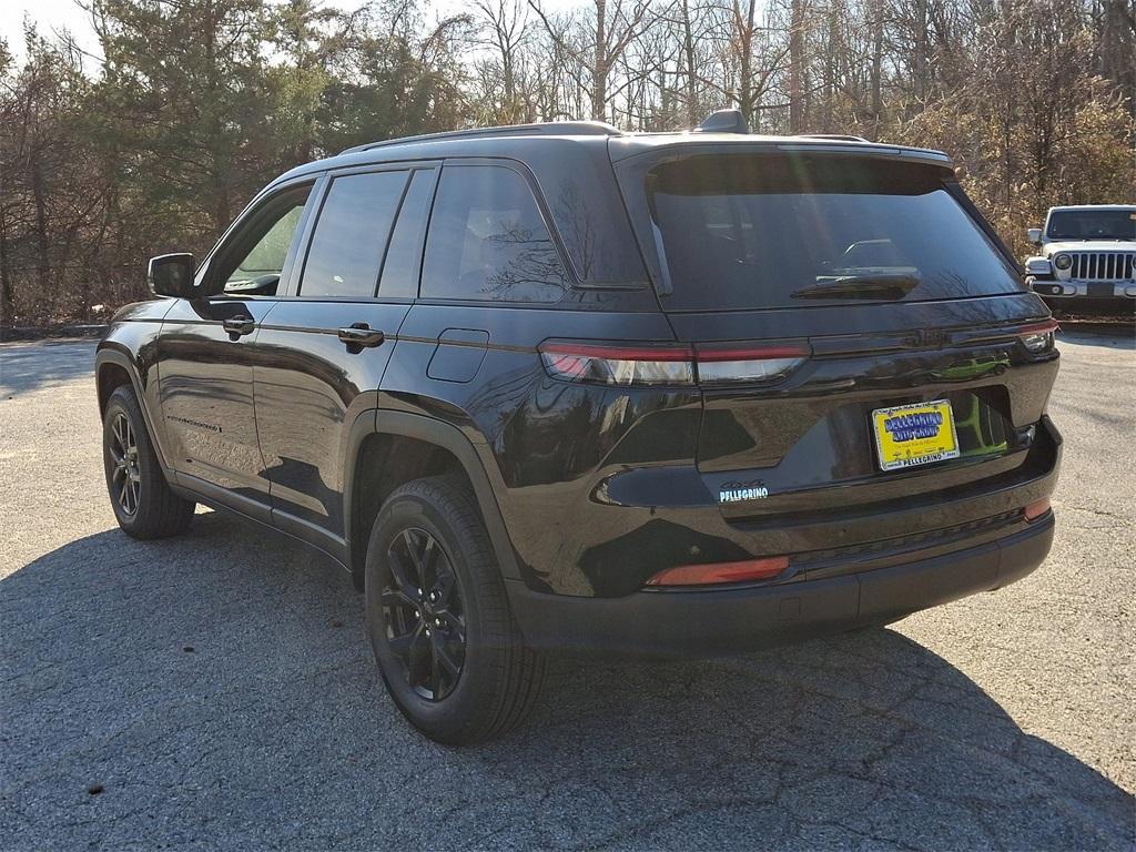 new 2025 Jeep Grand Cherokee car, priced at $47,525