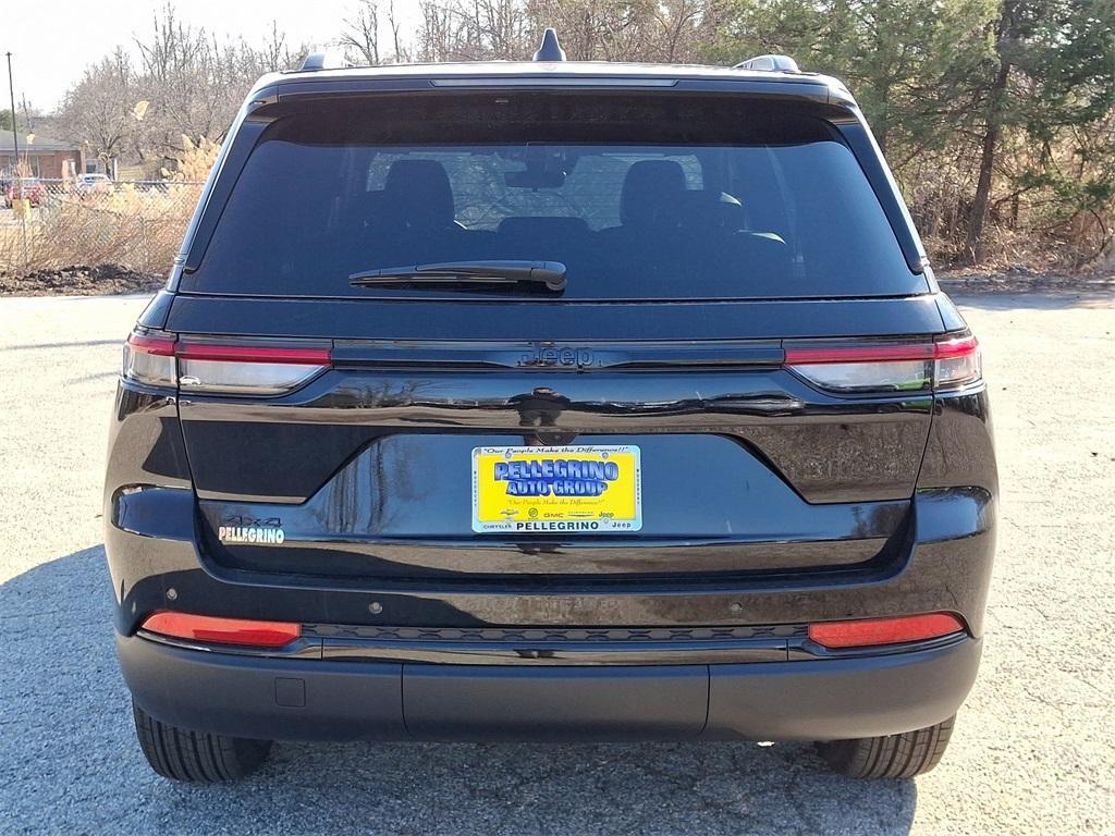 new 2025 Jeep Grand Cherokee car, priced at $47,525