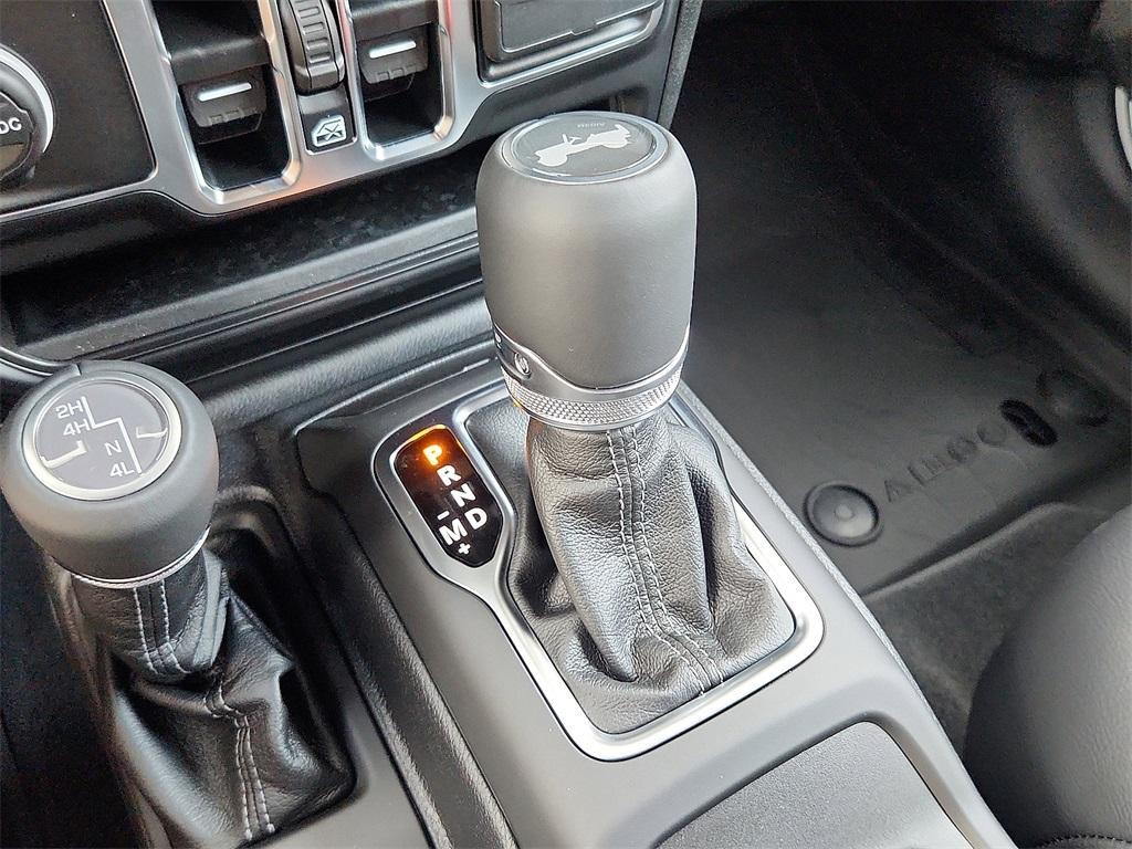 new 2025 Jeep Wrangler car, priced at $61,020