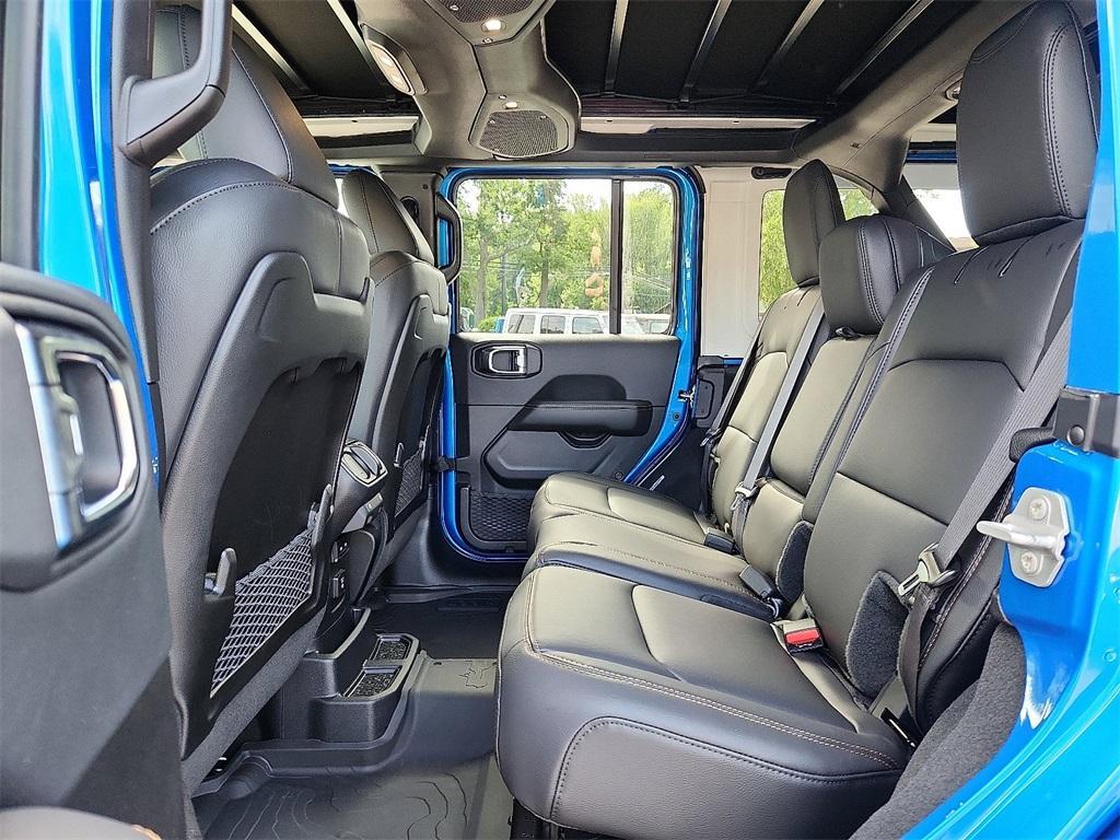 new 2025 Jeep Wrangler car, priced at $61,615