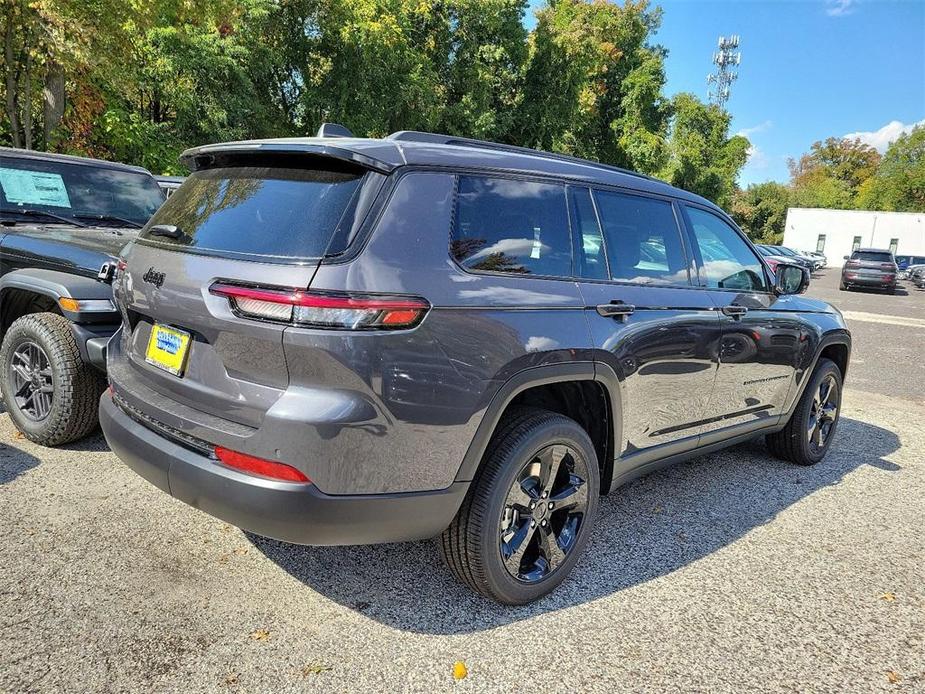 new 2024 Jeep Grand Cherokee L car, priced at $51,175