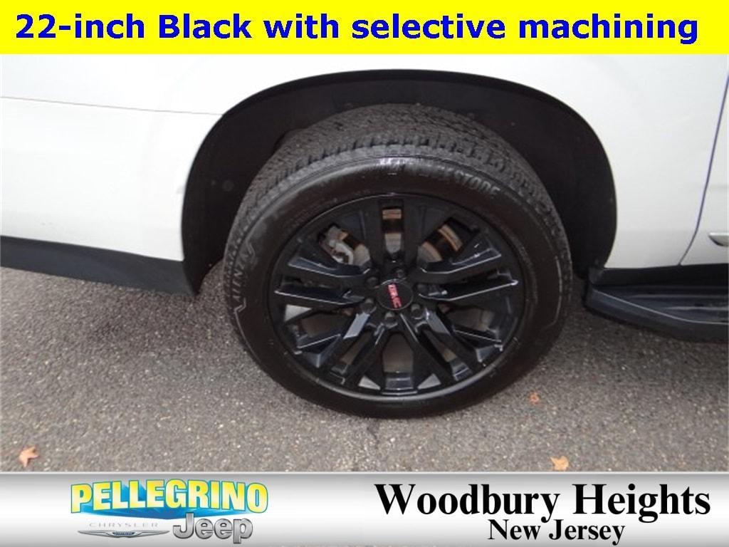 used 2022 GMC Yukon XL car, priced at $45,951