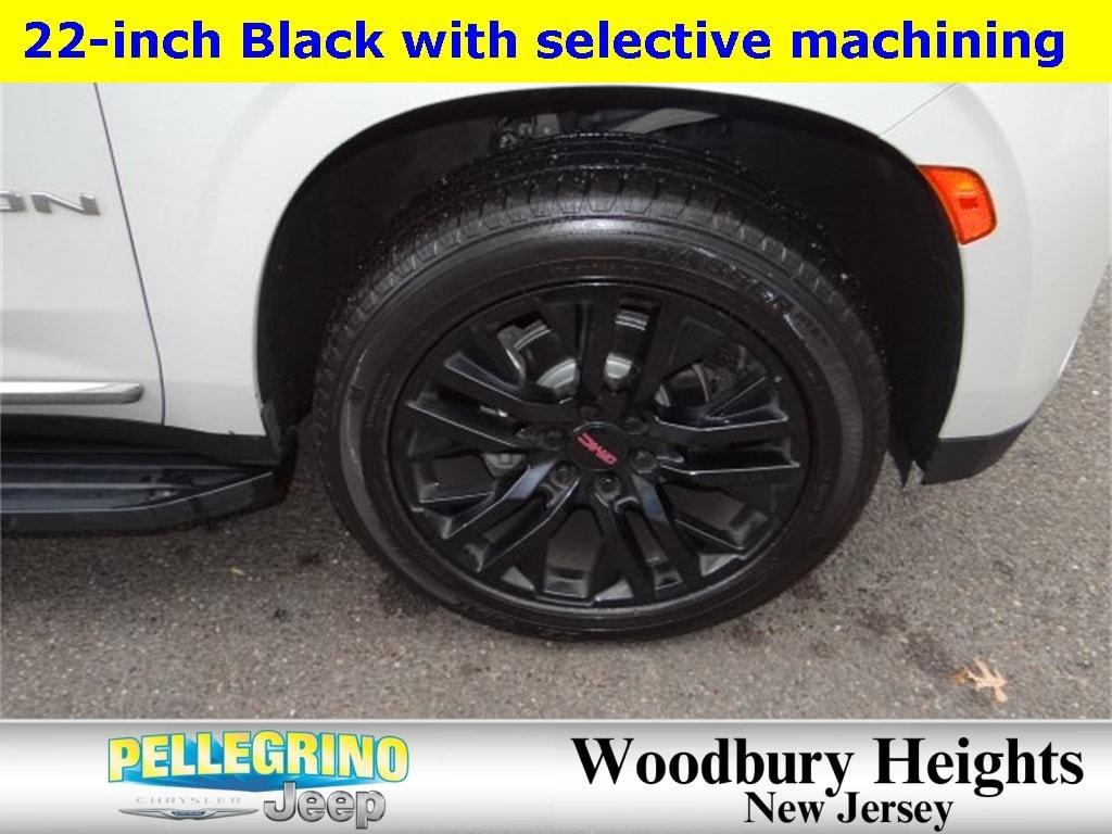 used 2022 GMC Yukon XL car, priced at $45,951