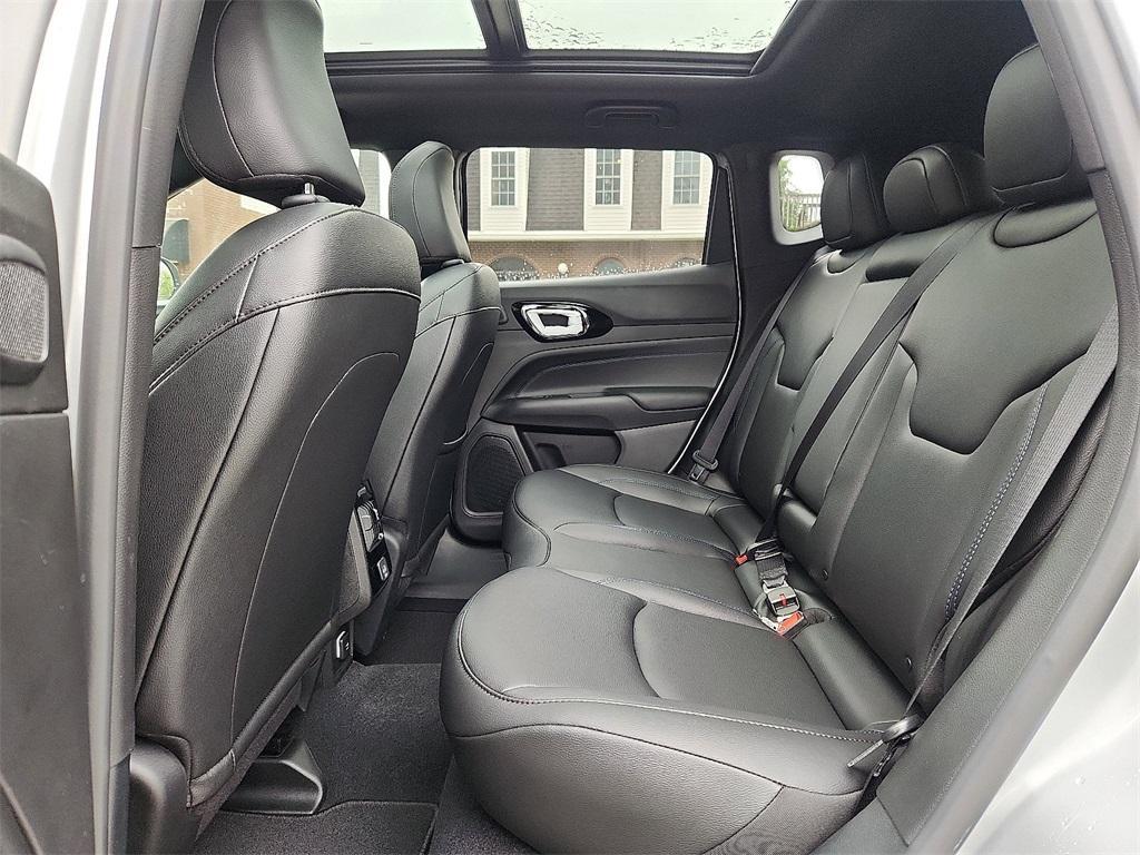 new 2025 Jeep Compass car, priced at $40,105