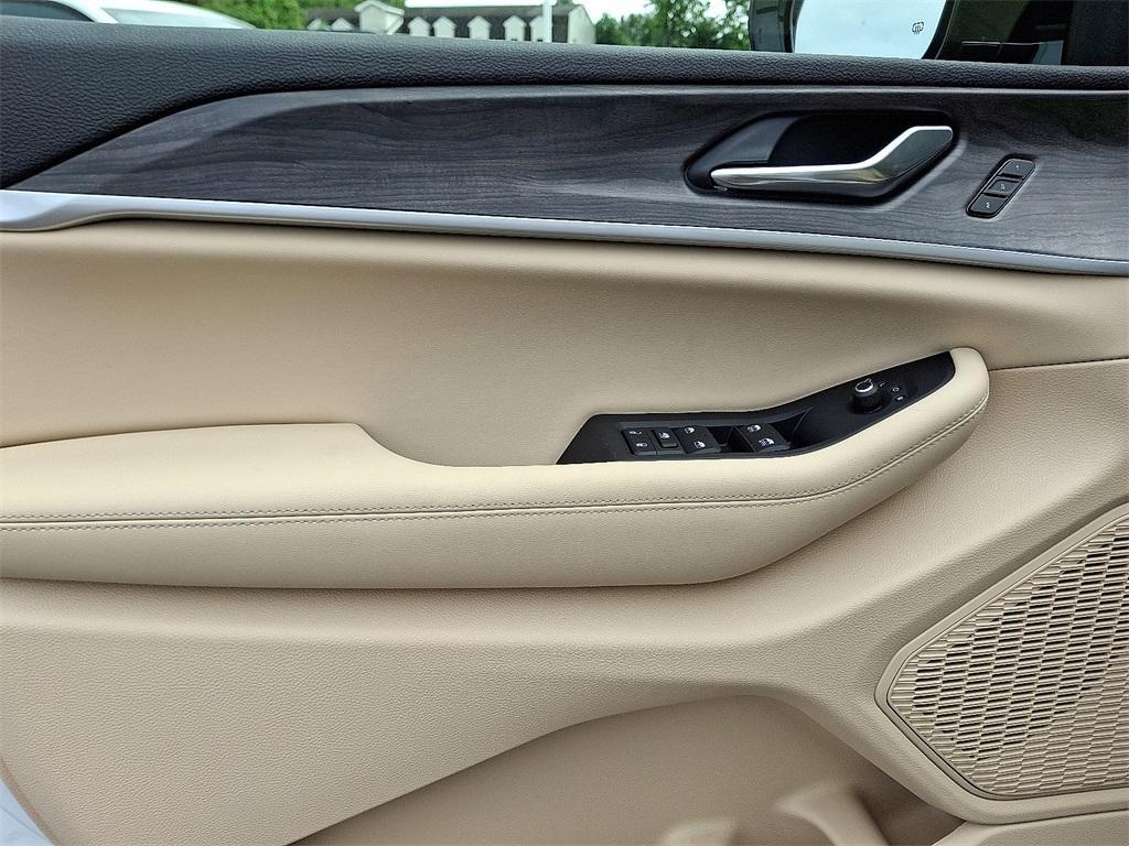 new 2025 Jeep Grand Cherokee car, priced at $52,140