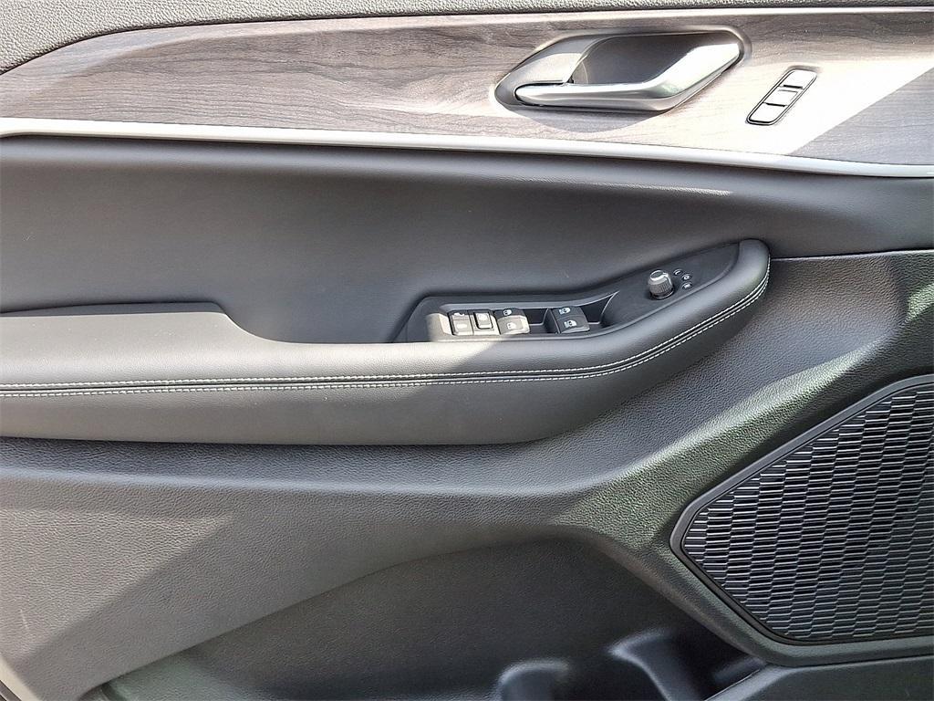 new 2025 Jeep Grand Cherokee car, priced at $52,735