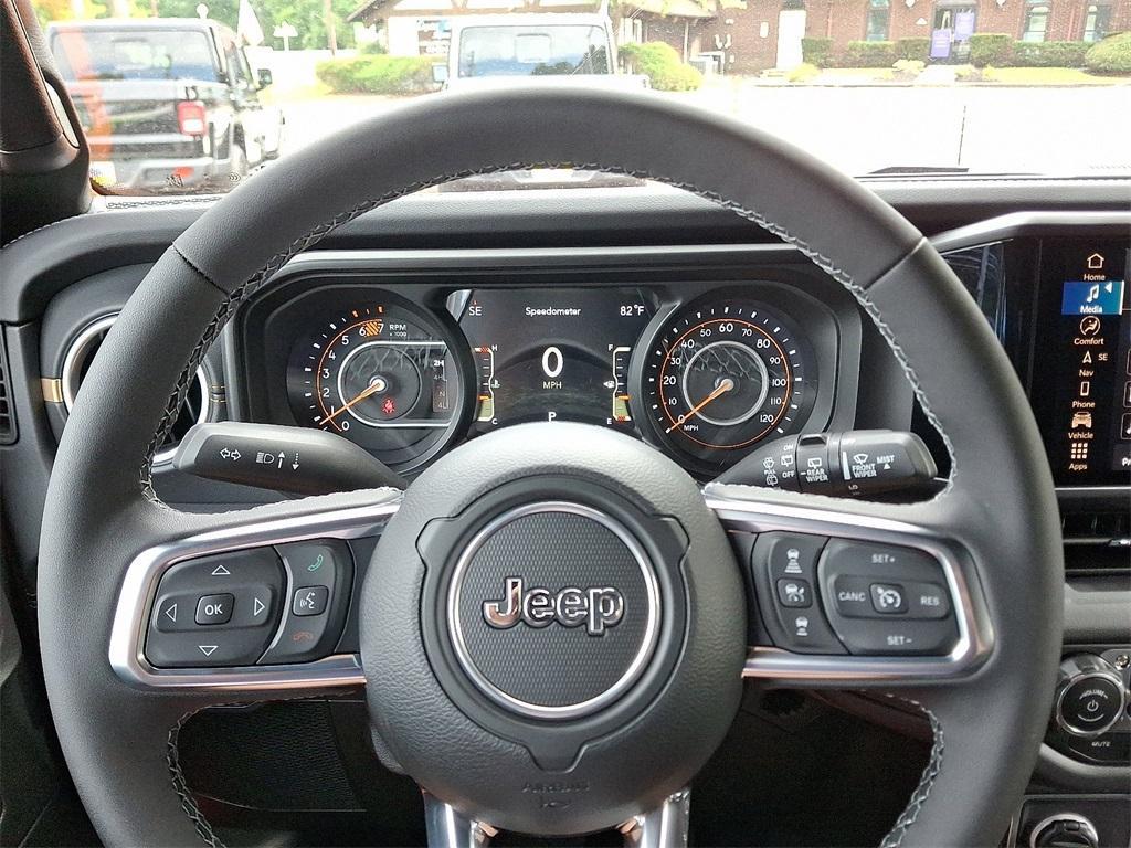 new 2025 Jeep Wrangler car, priced at $61,915