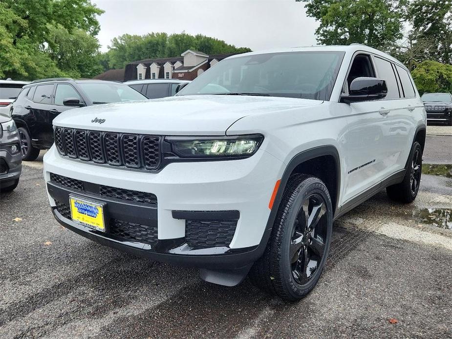 new 2024 Jeep Grand Cherokee L car, priced at $50,580