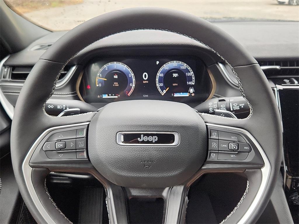 new 2025 Jeep Grand Cherokee car, priced at $48,375