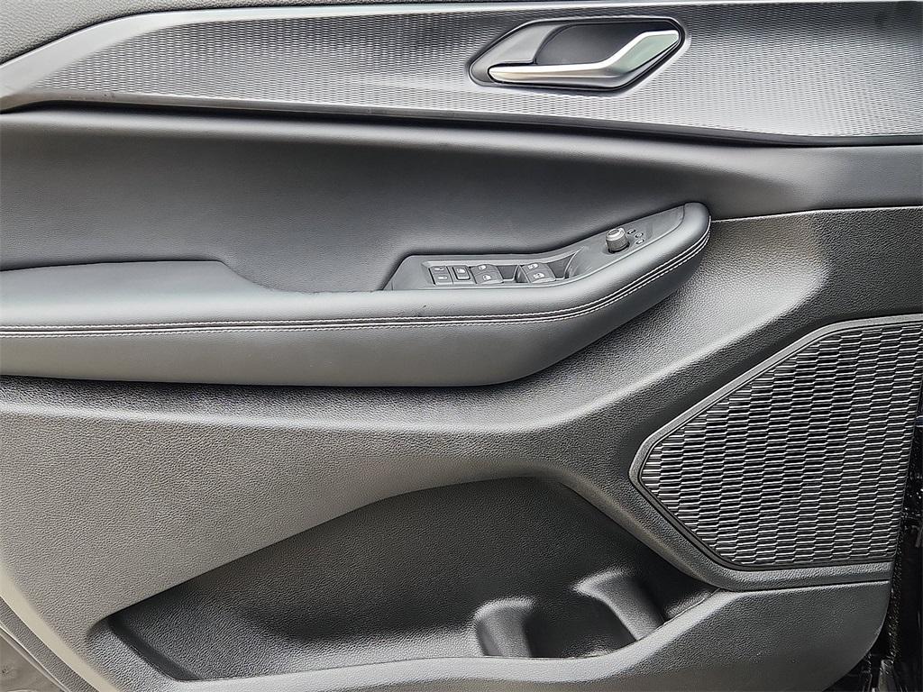 new 2025 Jeep Grand Cherokee car, priced at $48,375