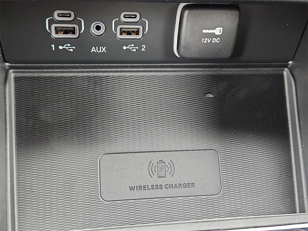 new 2025 Jeep Grand Cherokee car, priced at $48,375