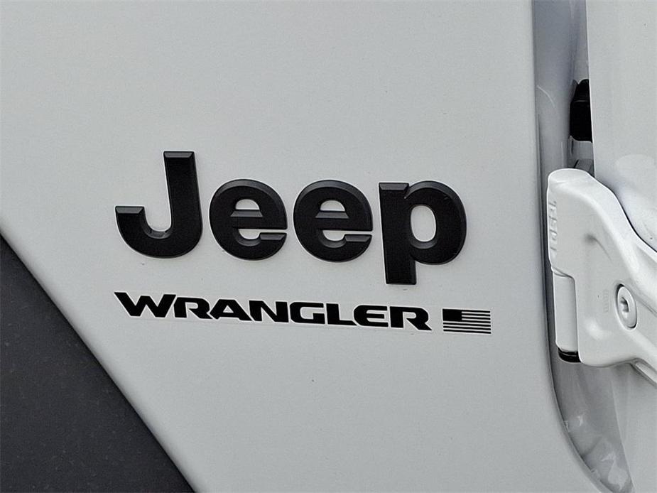 new 2025 Jeep Wrangler car, priced at $53,665